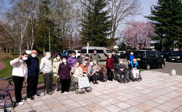 主役の利用者さんに「笑顔でいられる安心感」を全力で届ける医療×介護サービスチームです。