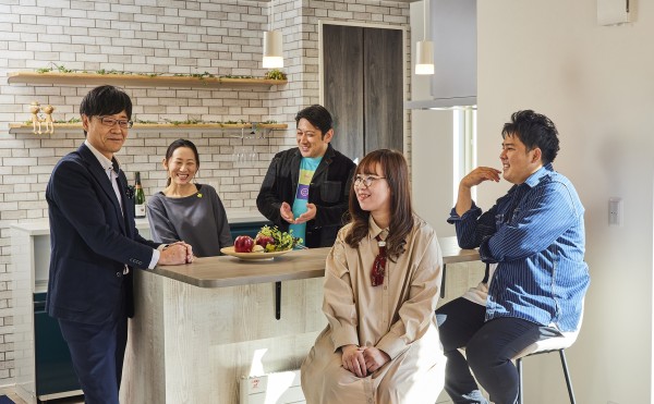 女性比率が50％。女性が活躍する工務店！ 企画力を生かして家づくりを超えた価値も提供する会社です